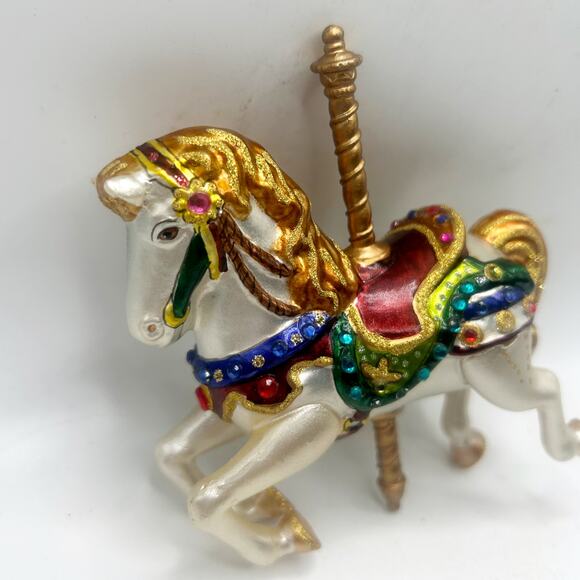 VNTG Hand Crafted Blown Glass Carousel White Horse w/ Gems and Glitter Ornament - Picture 7 of 7